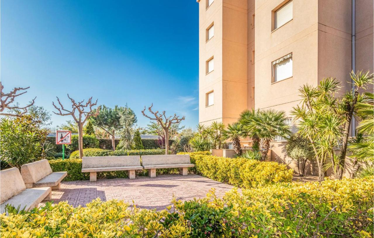 Awesome Apartment In Blanes Luaran gambar