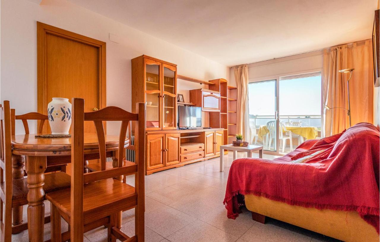 Awesome Apartment In Blanes Luaran gambar